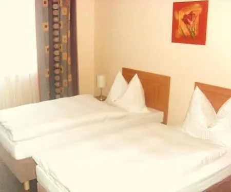 Centro Hotel Oberhausen 3*